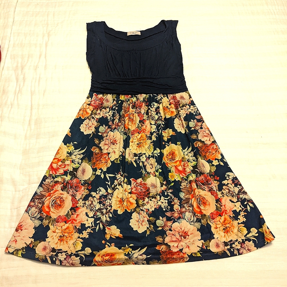 Gilli floral dress